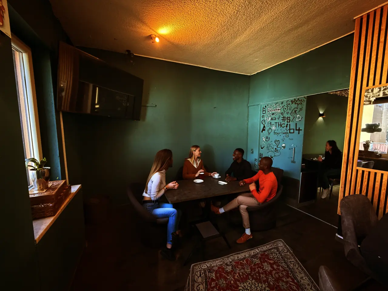 HIGHLIFE 4:20 Lounge — Freunde bei Good Vibes